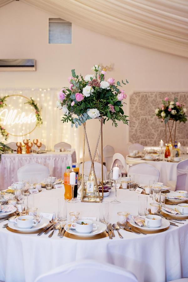 Bed and Breakfast Palac Jablonowo Уйсце Екстер'єр фото
