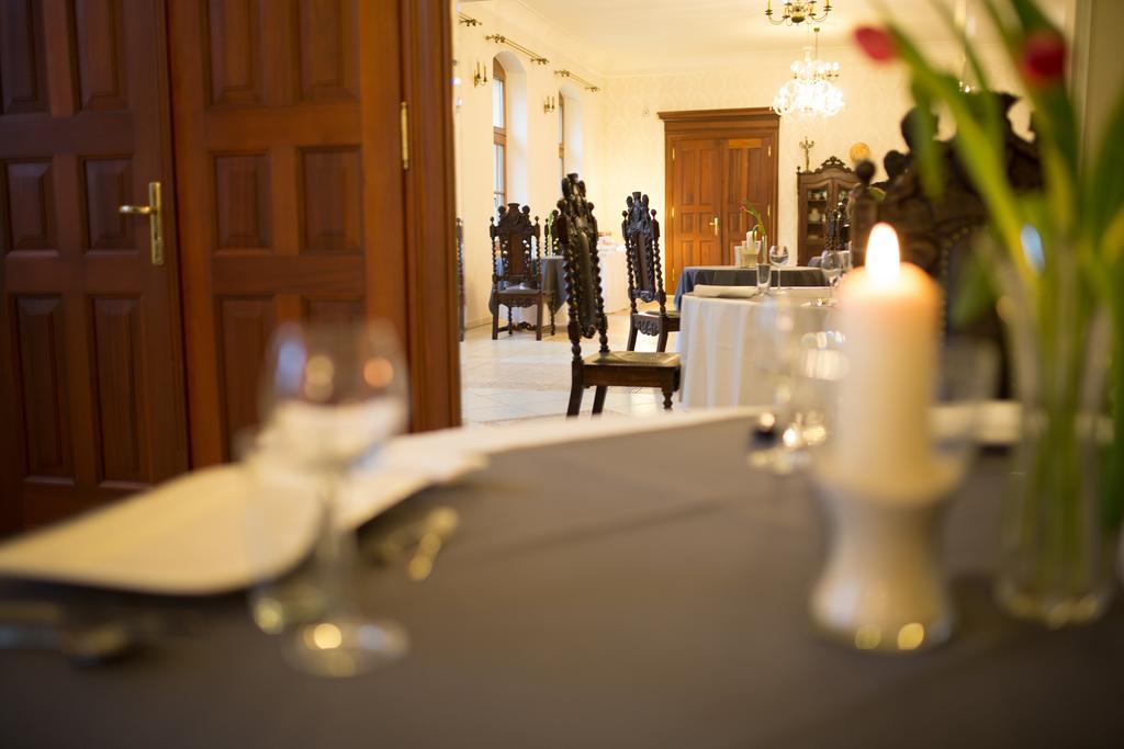 Bed and Breakfast Palac Jablonowo Уйсце Екстер'єр фото