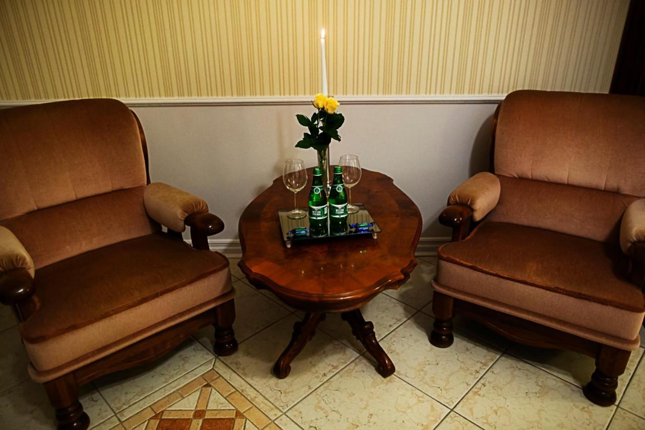 Bed and Breakfast Palac Jablonowo Уйсце Екстер'єр фото