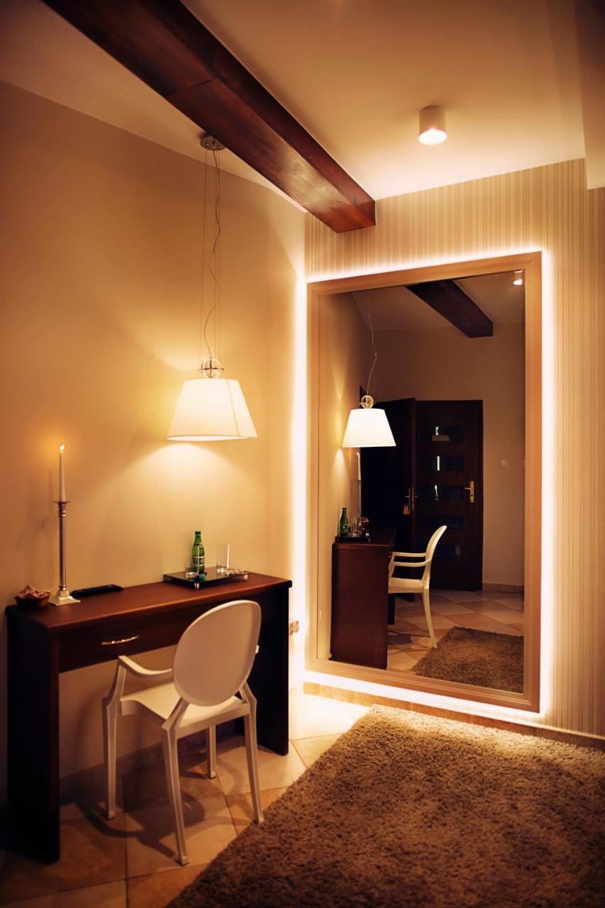 Bed and Breakfast Palac Jablonowo Уйсце Екстер'єр фото